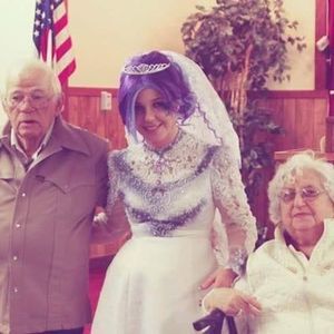 Meet your Posher, Angela